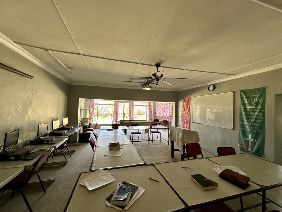 9 Bedroom Property for Sale in Bloemspruit Free State